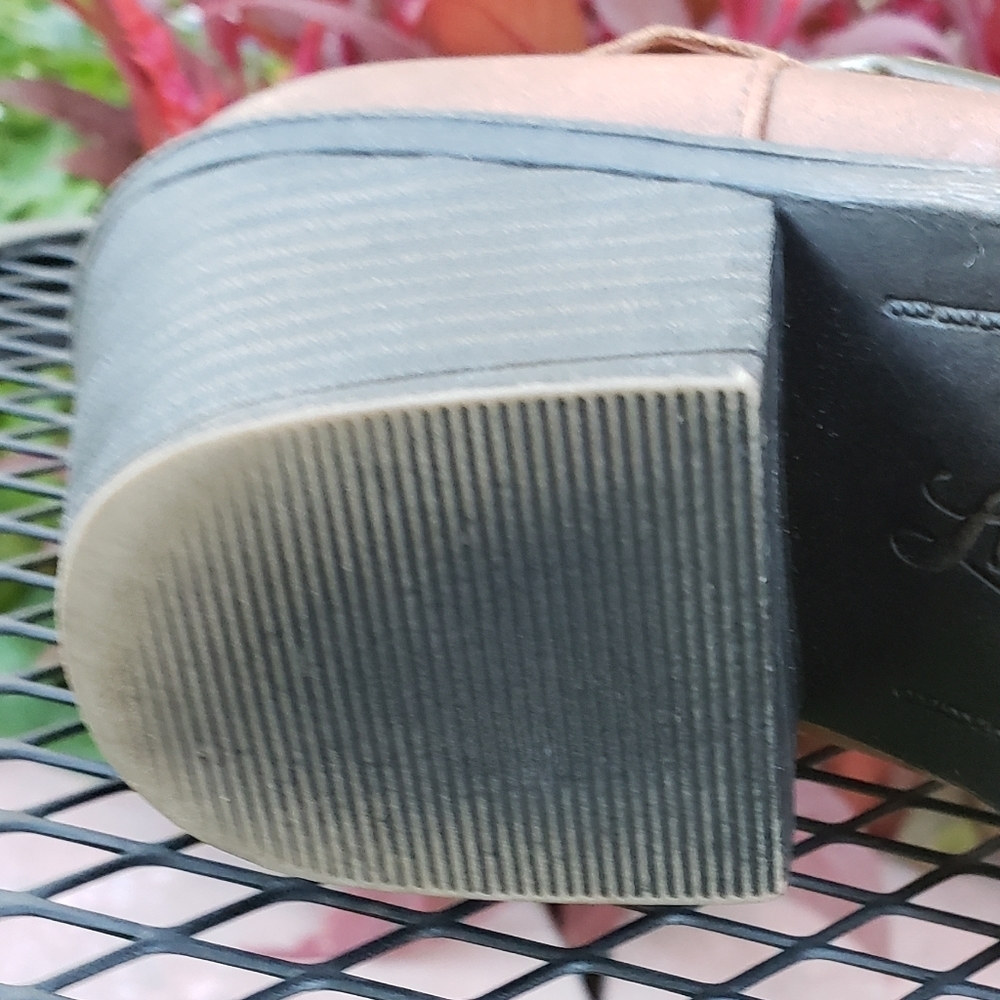 NEW Lucky Brand Tommie Boots Triple Buckles Distressed Leather Ankle Booties - Picture 7 of 14